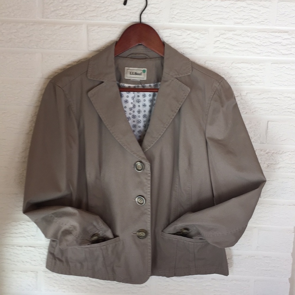 L L Bean  cotton jacket in petite medium